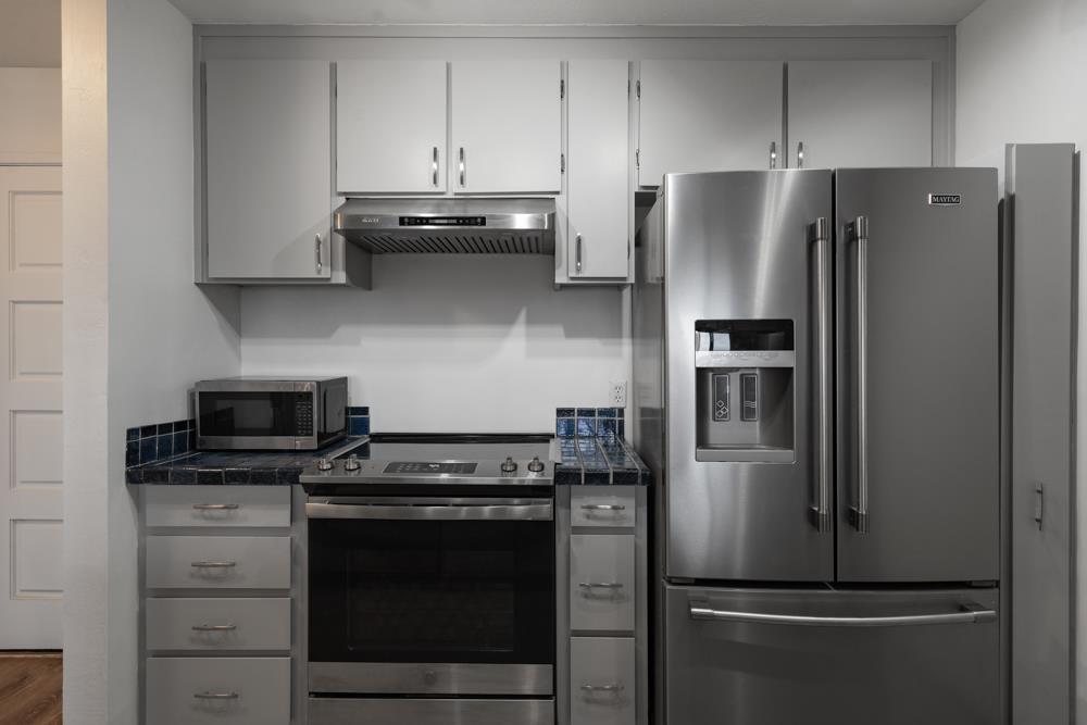 Detail Gallery Image 6 of 28 For 2101 Shore Line Dr #212,  Alameda,  CA 94501 - 2 Beds | 1/1 Baths