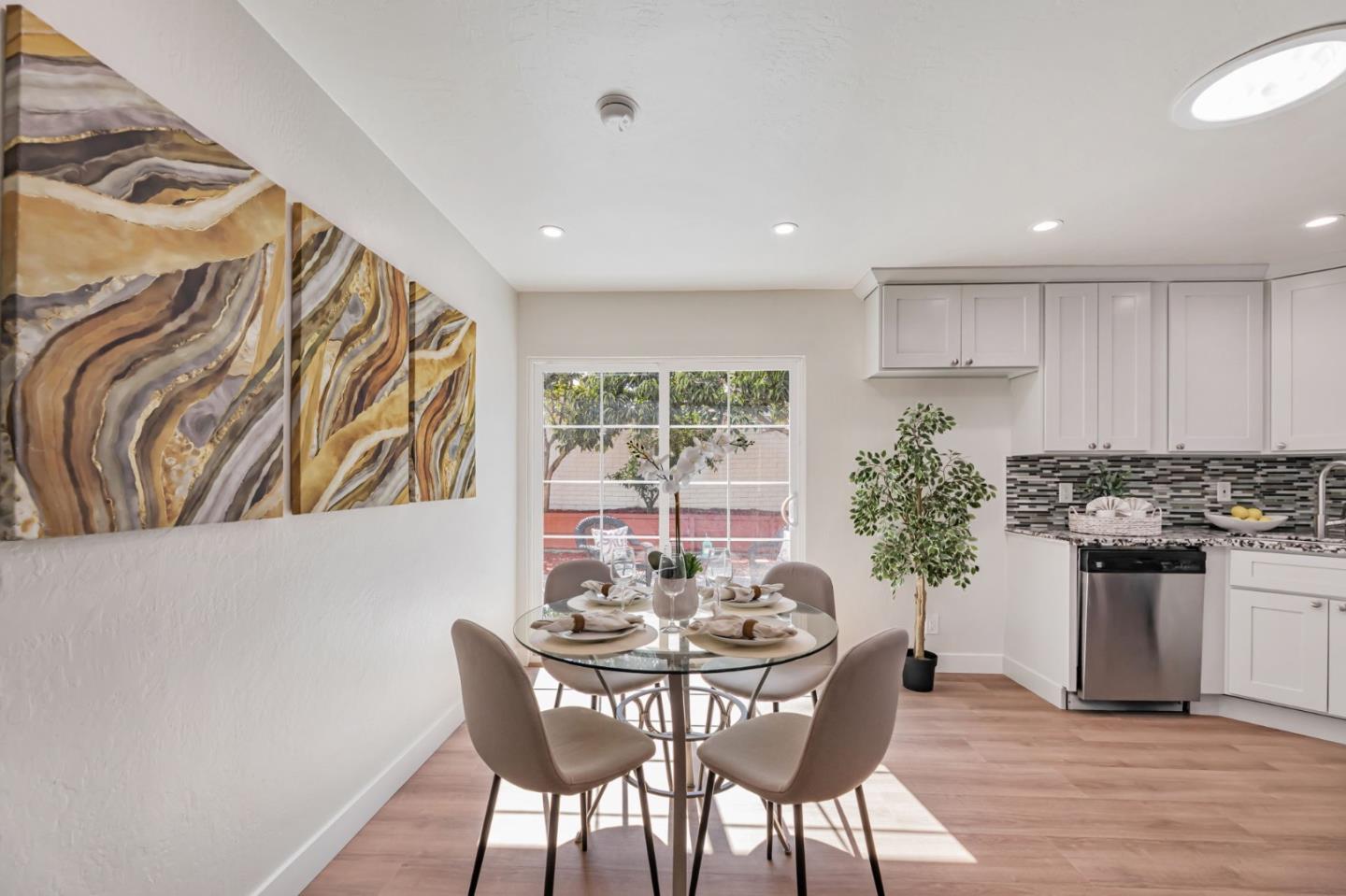 Detail Gallery Image 15 of 36 For 1897 Flickinger Ave, San Jose,  CA 95131 - 4 Beds | 2 Baths
