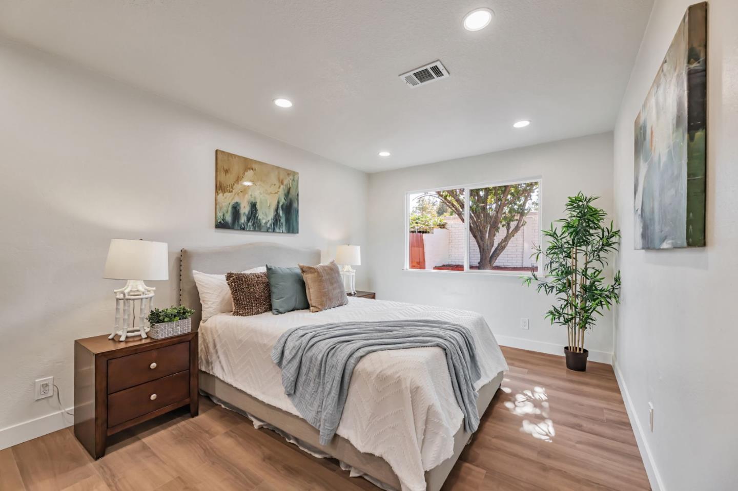 Detail Gallery Image 23 of 36 For 1897 Flickinger Ave, San Jose,  CA 95131 - 4 Beds | 2 Baths