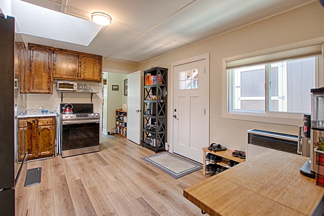 Detail Gallery Image 7 of 19 For 40 Pine Ave, Mount Hermon,  CA 95041 - 3 Beds | 1 Baths
