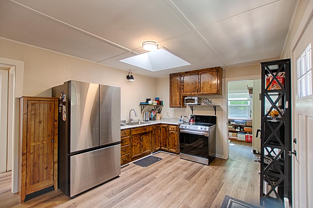 Detail Gallery Image 8 of 19 For 40 Pine Ave, Mount Hermon,  CA 95041 - 3 Beds | 1 Baths