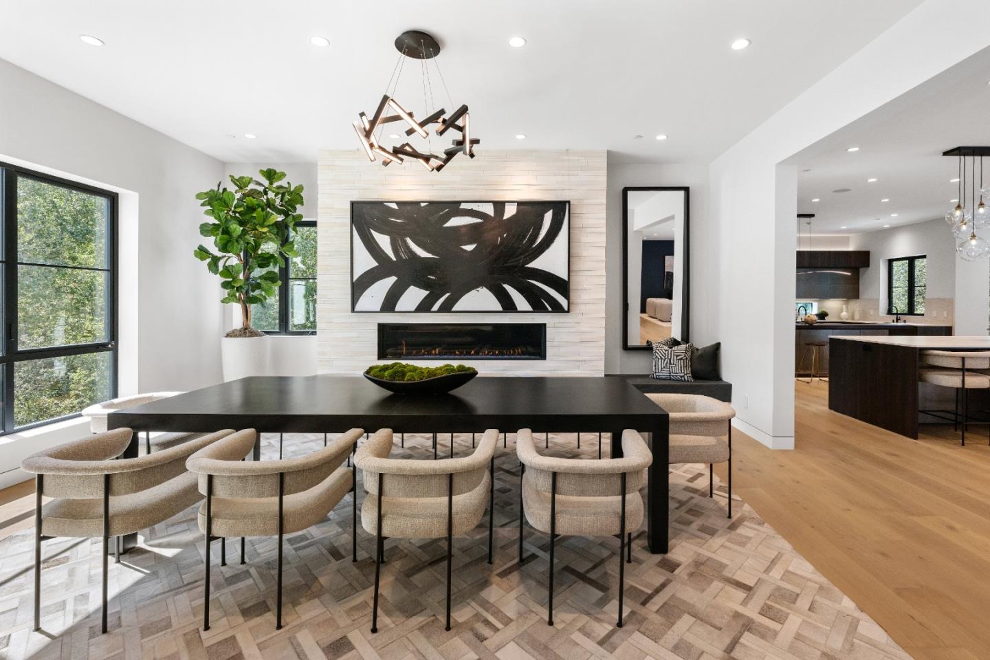 Detail Gallery Image 11 of 17 For 89 Tallwood Ct, Atherton,  CA 94027 - 6 Beds | 7/2 Baths