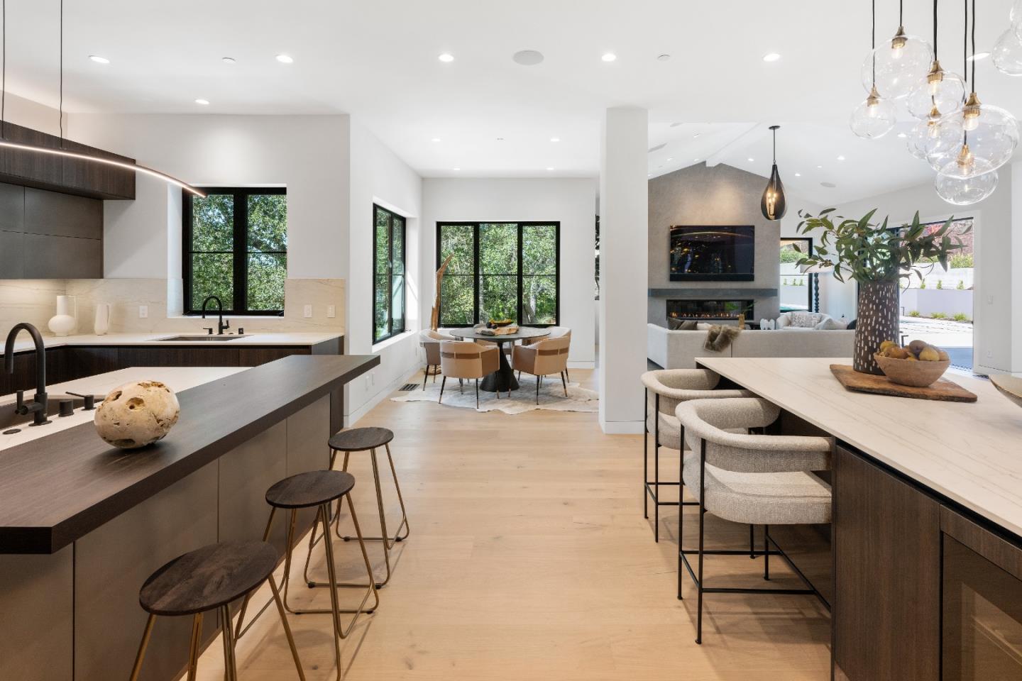Detail Gallery Image 15 of 17 For 89 Tallwood Ct, Atherton,  CA 94027 - 6 Beds | 7/2 Baths