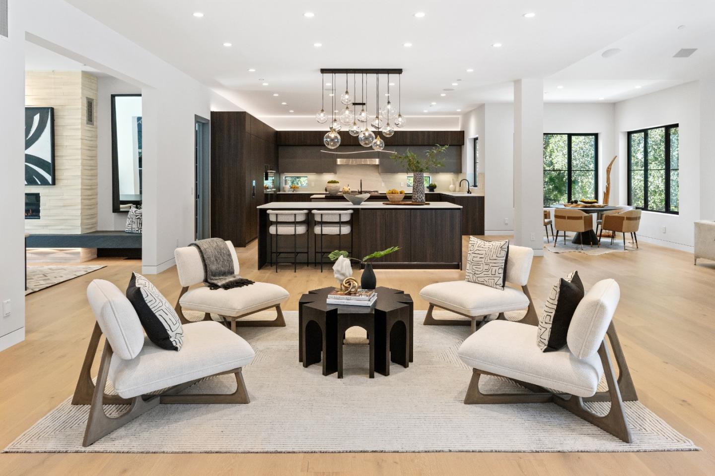 Detail Gallery Image 6 of 17 For 89 Tallwood Ct, Atherton,  CA 94027 - 6 Beds | 7/2 Baths