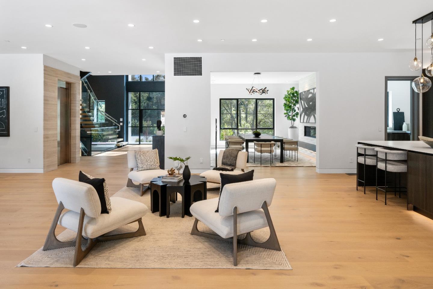 Detail Gallery Image 8 of 17 For 89 Tallwood Ct, Atherton,  CA 94027 - 6 Beds | 7/2 Baths