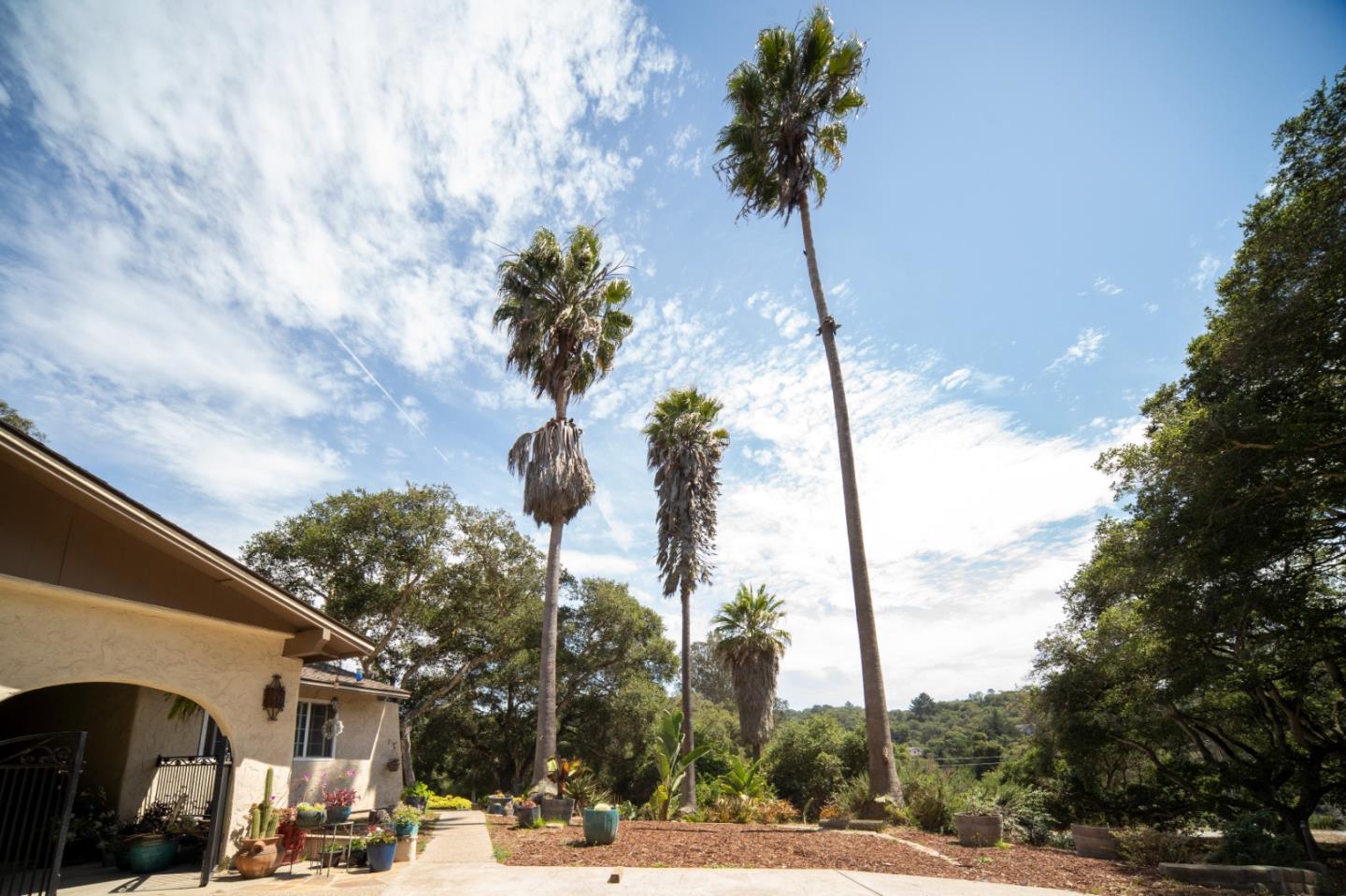 Detail Gallery Image 2 of 33 For 18751 Moro Rd, Prunedale,  CA 93907 - 3 Beds | 2 Baths