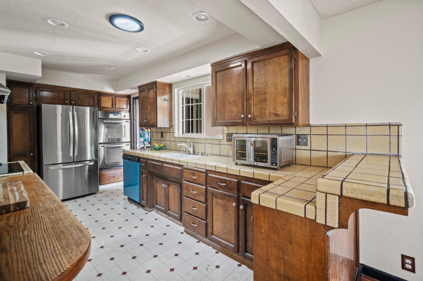 Detail Gallery Image 9 of 33 For 18751 Moro Rd, Prunedale,  CA 93907 - 3 Beds | 2 Baths