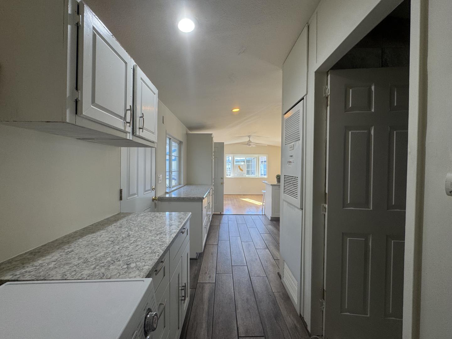 Detail Gallery Image 10 of 12 For 170 W Cliff #40,  Santa Cruz,  CA 95060 - 1 Beds | 1 Baths