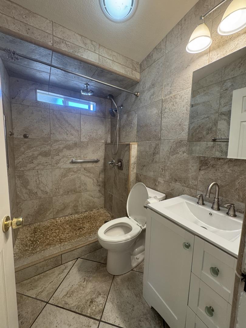 Detail Gallery Image 11 of 12 For 170 W Cliff #40,  Santa Cruz,  CA 95060 - 1 Beds | 1 Baths