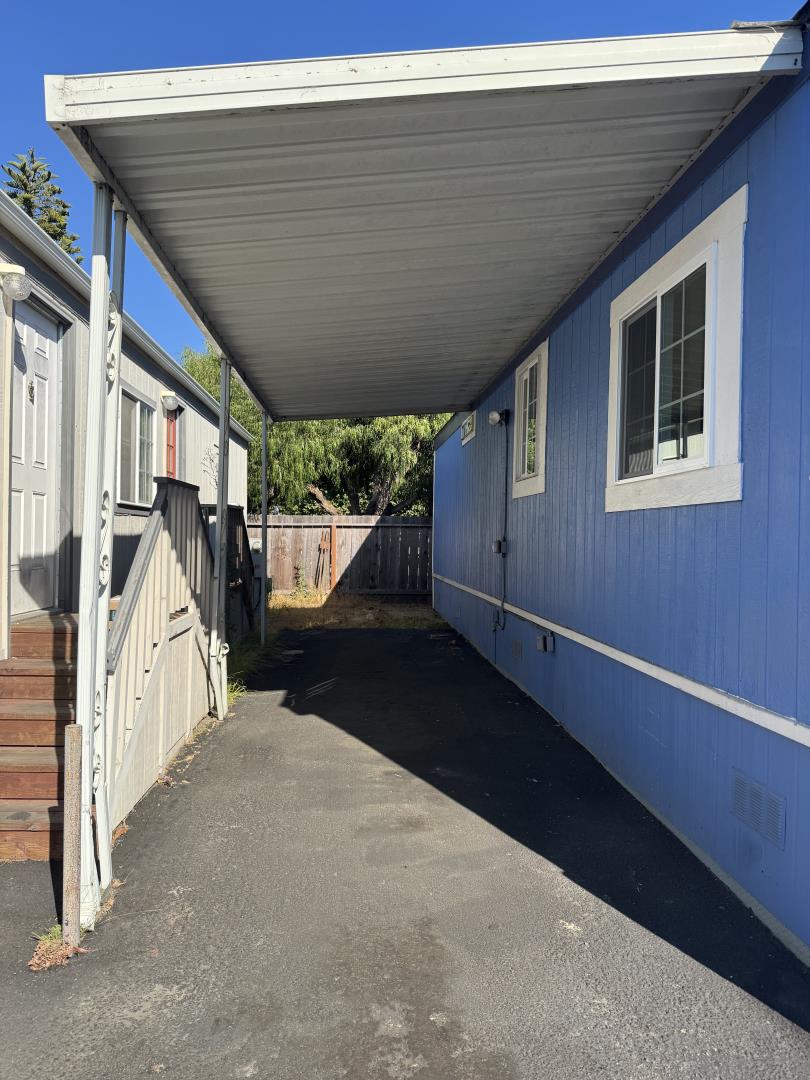 Detail Gallery Image 3 of 12 For 170 W Cliff #40,  Santa Cruz,  CA 95060 - 1 Beds | 1 Baths