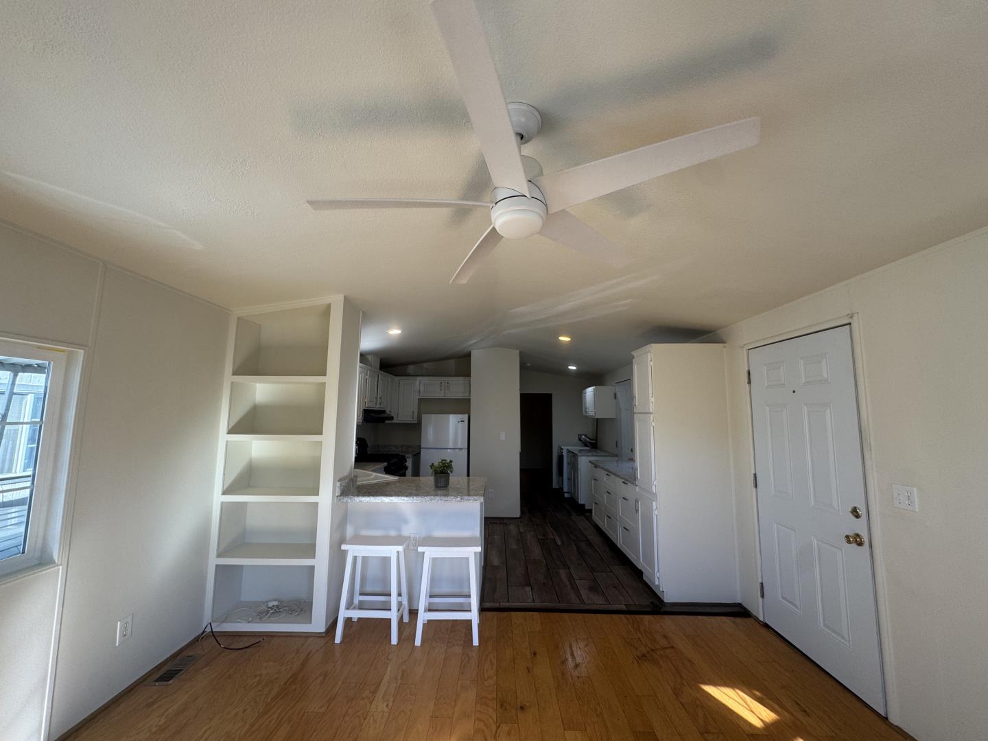 Detail Gallery Image 6 of 12 For 170 W Cliff #40,  Santa Cruz,  CA 95060 - 1 Beds | 1 Baths