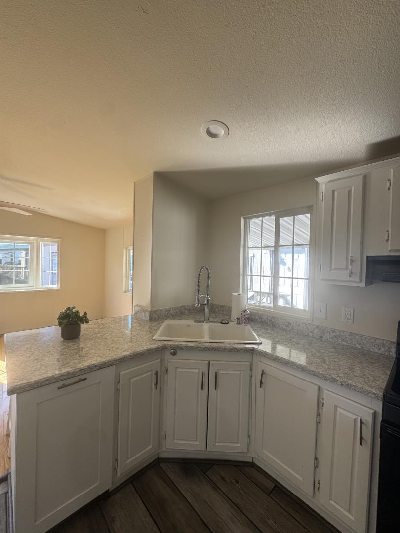 Detail Gallery Image 9 of 12 For 170 W Cliff #40,  Santa Cruz,  CA 95060 - 1 Beds | 1 Baths