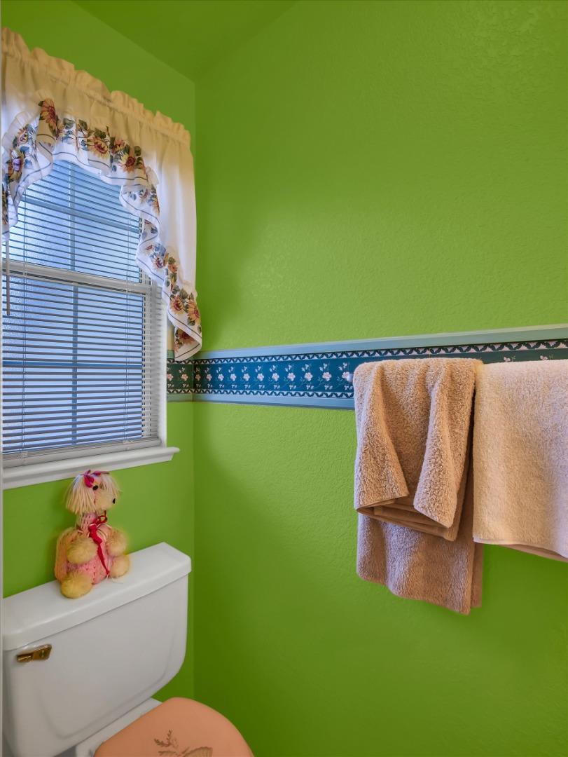 Detail Gallery Image 27 of 43 For 1220 E Shawn Ct, Lathrop,  CA 95330 - 4 Beds | 2/1 Baths