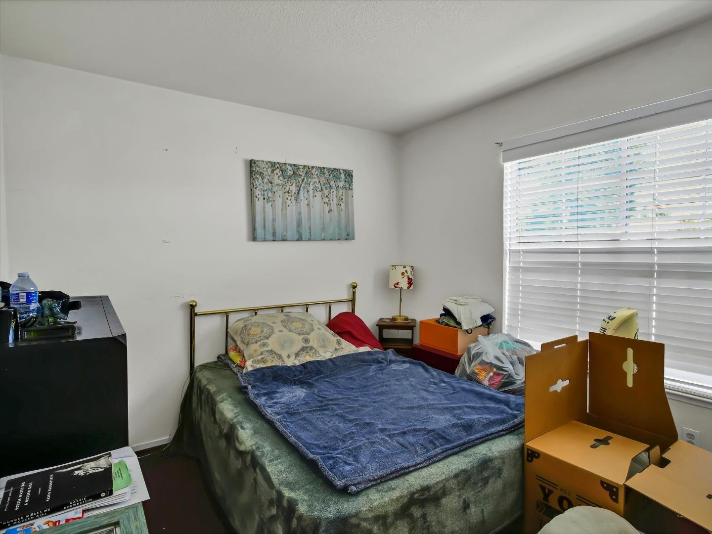 Detail Gallery Image 33 of 43 For 1220 E Shawn Ct, Lathrop,  CA 95330 - 4 Beds | 2/1 Baths