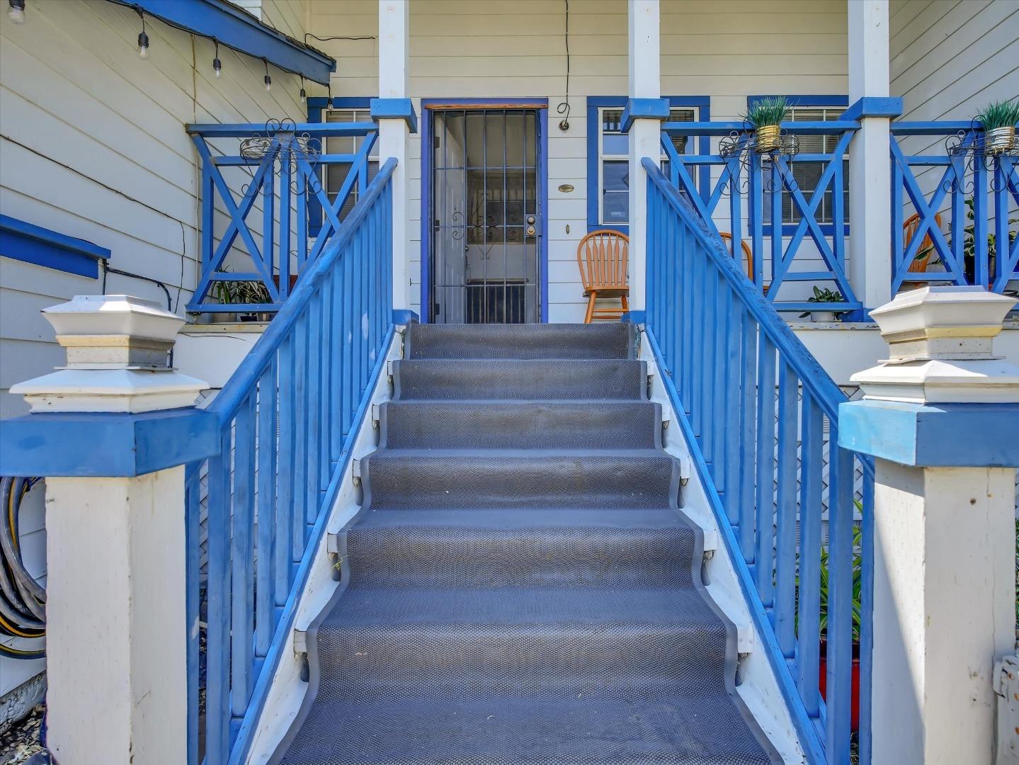 Detail Gallery Image 7 of 43 For 1220 E Shawn Ct, Lathrop,  CA 95330 - 4 Beds | 2/1 Baths
