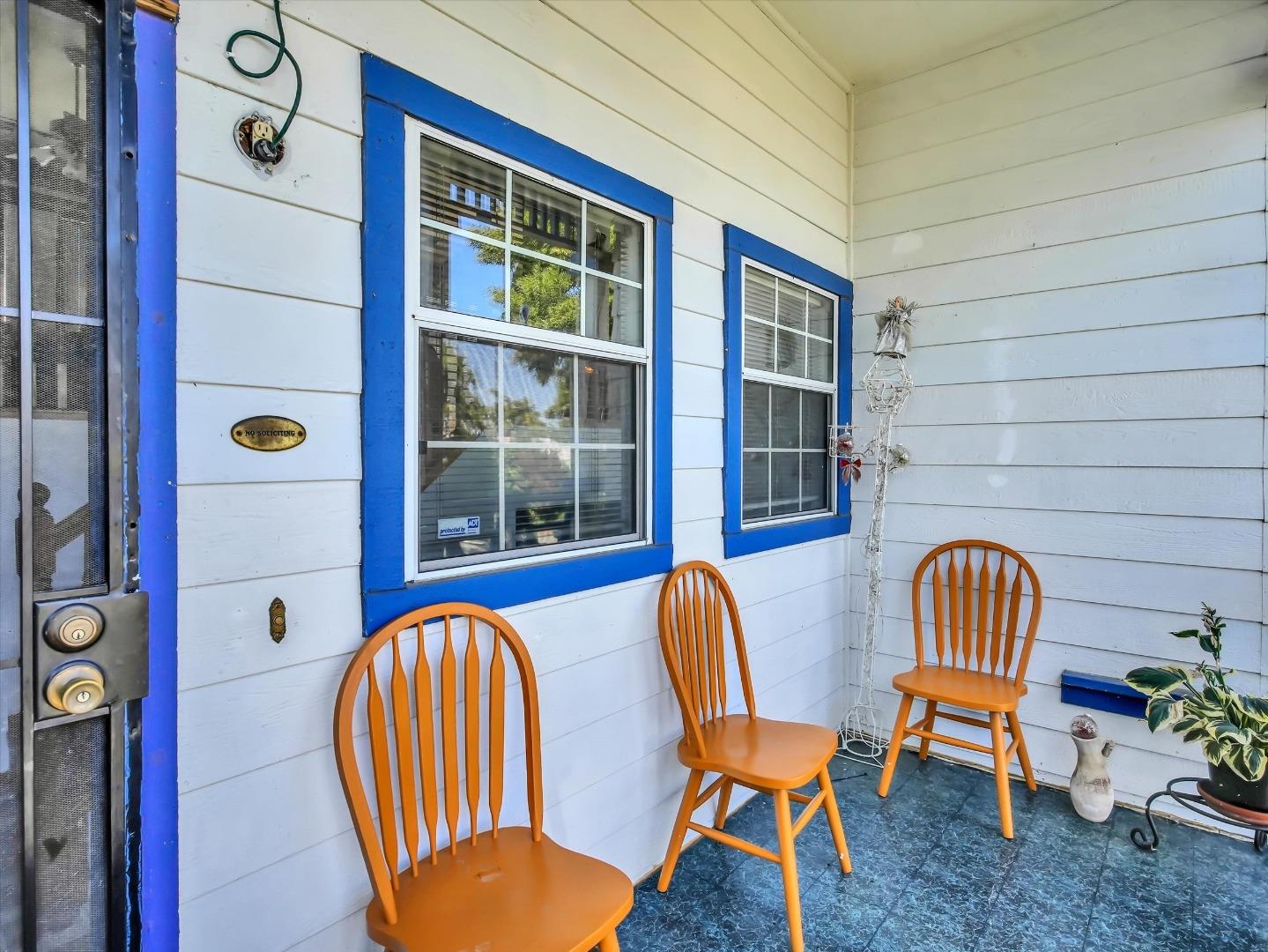 Detail Gallery Image 8 of 43 For 1220 E Shawn Ct, Lathrop,  CA 95330 - 4 Beds | 2/1 Baths
