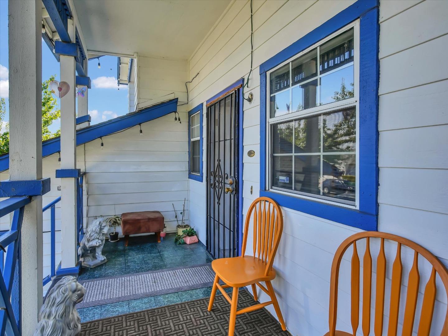 Detail Gallery Image 9 of 43 For 1220 E Shawn Ct, Lathrop,  CA 95330 - 4 Beds | 2/1 Baths