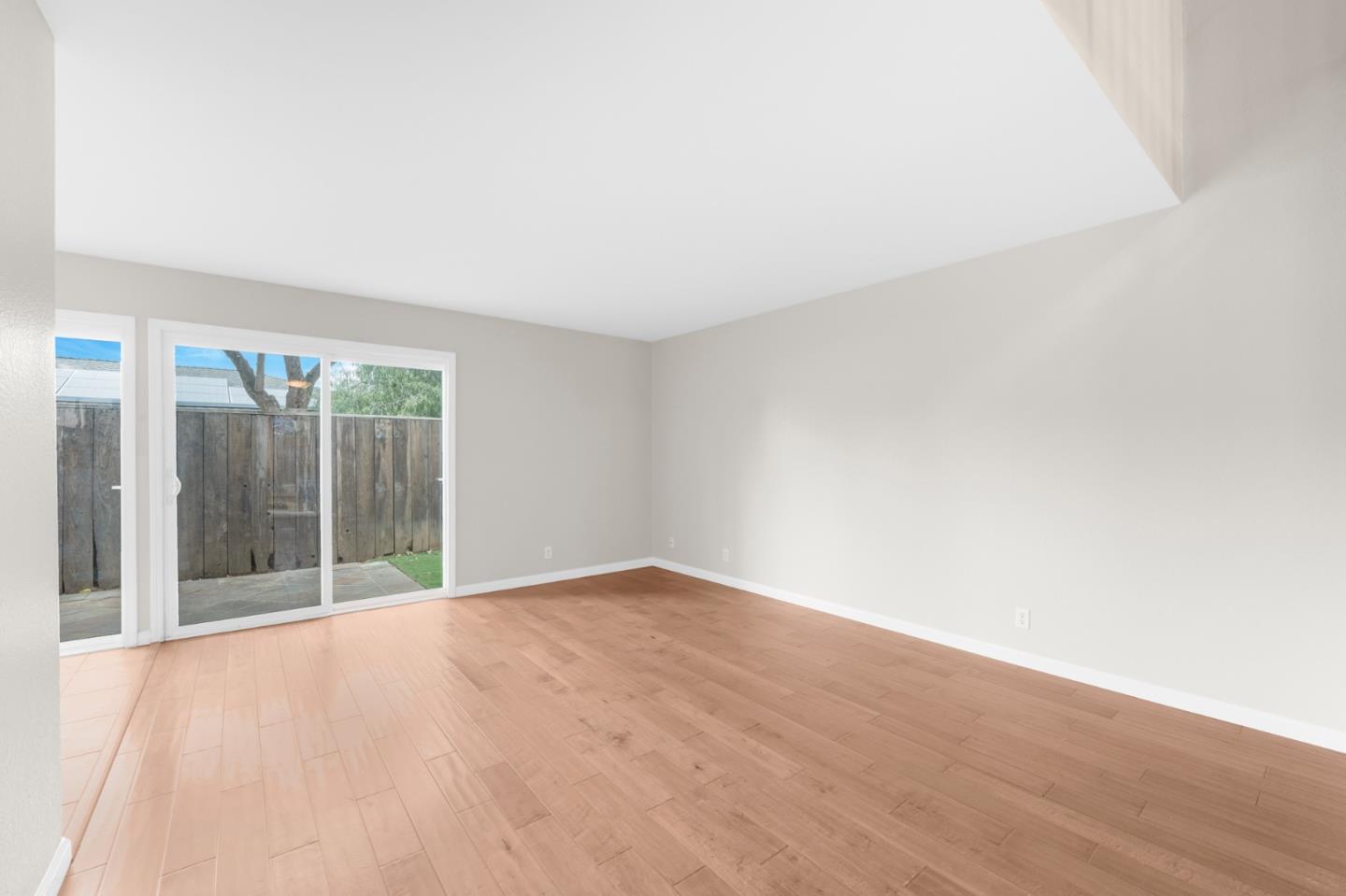 Detail Gallery Image 12 of 31 For 8105 Kern Ave #33,  Gilroy,  CA 95020 - 2 Beds | 1/1 Baths