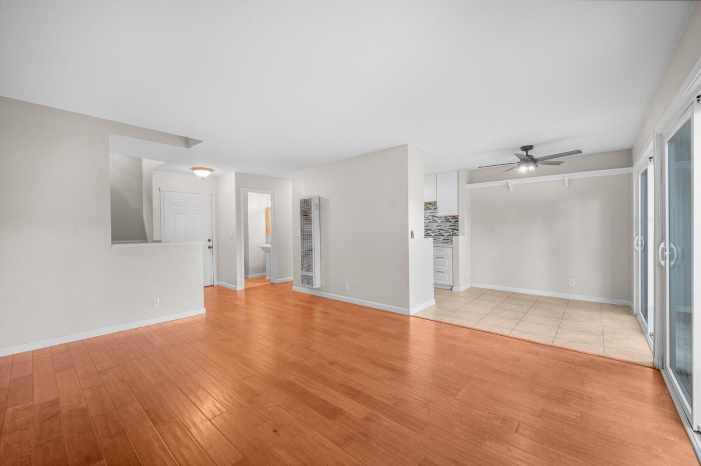 Detail Gallery Image 6 of 31 For 8105 Kern Ave #33,  Gilroy,  CA 95020 - 2 Beds | 1/1 Baths