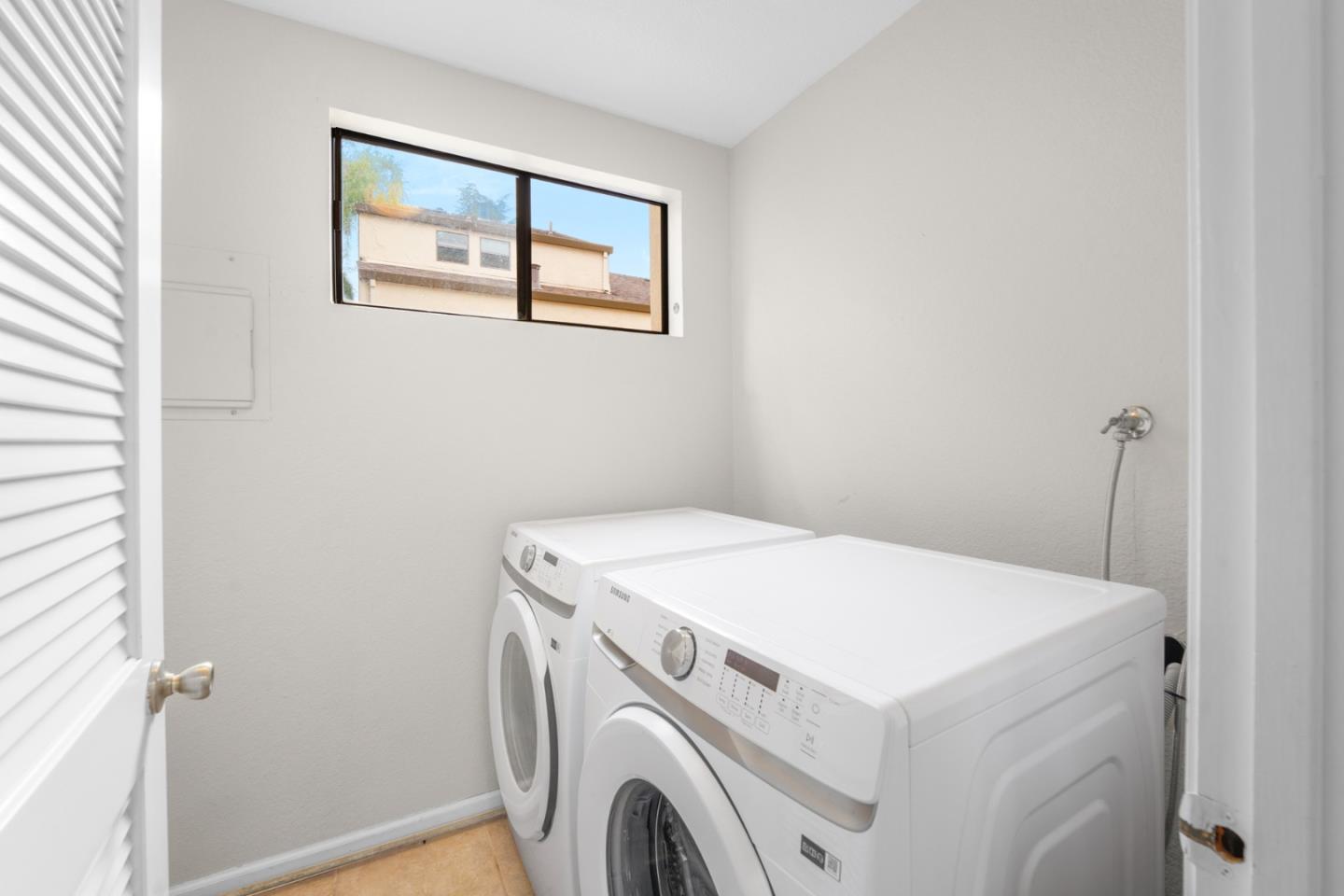 Detail Gallery Image 9 of 31 For 8105 Kern Ave #33,  Gilroy,  CA 95020 - 2 Beds | 1/1 Baths