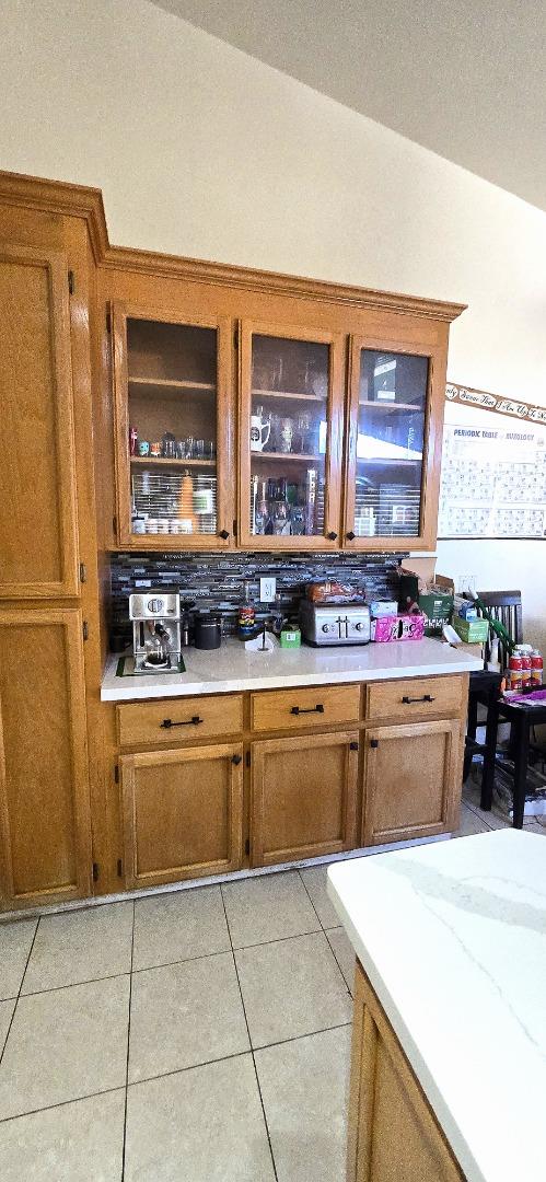 Detail Gallery Image 3 of 8 For 495 Ronan Ave, Gilroy,  CA 95020 - 3 Beds | 2 Baths