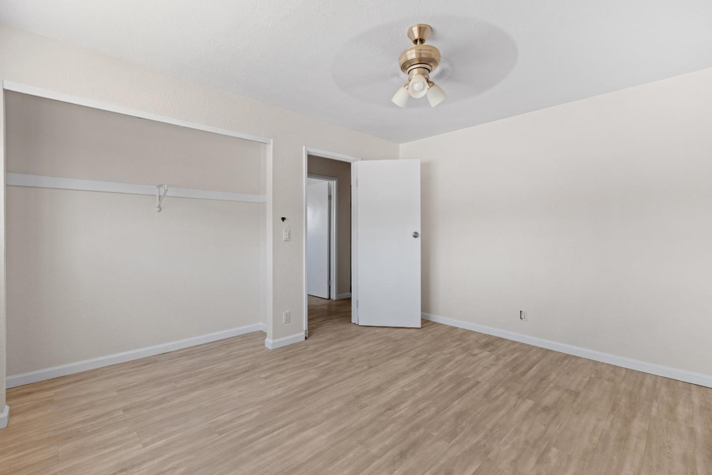 Detail Gallery Image 25 of 35 For 320 Kalana Ave, Morgan Hill,  CA 95037 - 4 Beds | 3 Baths