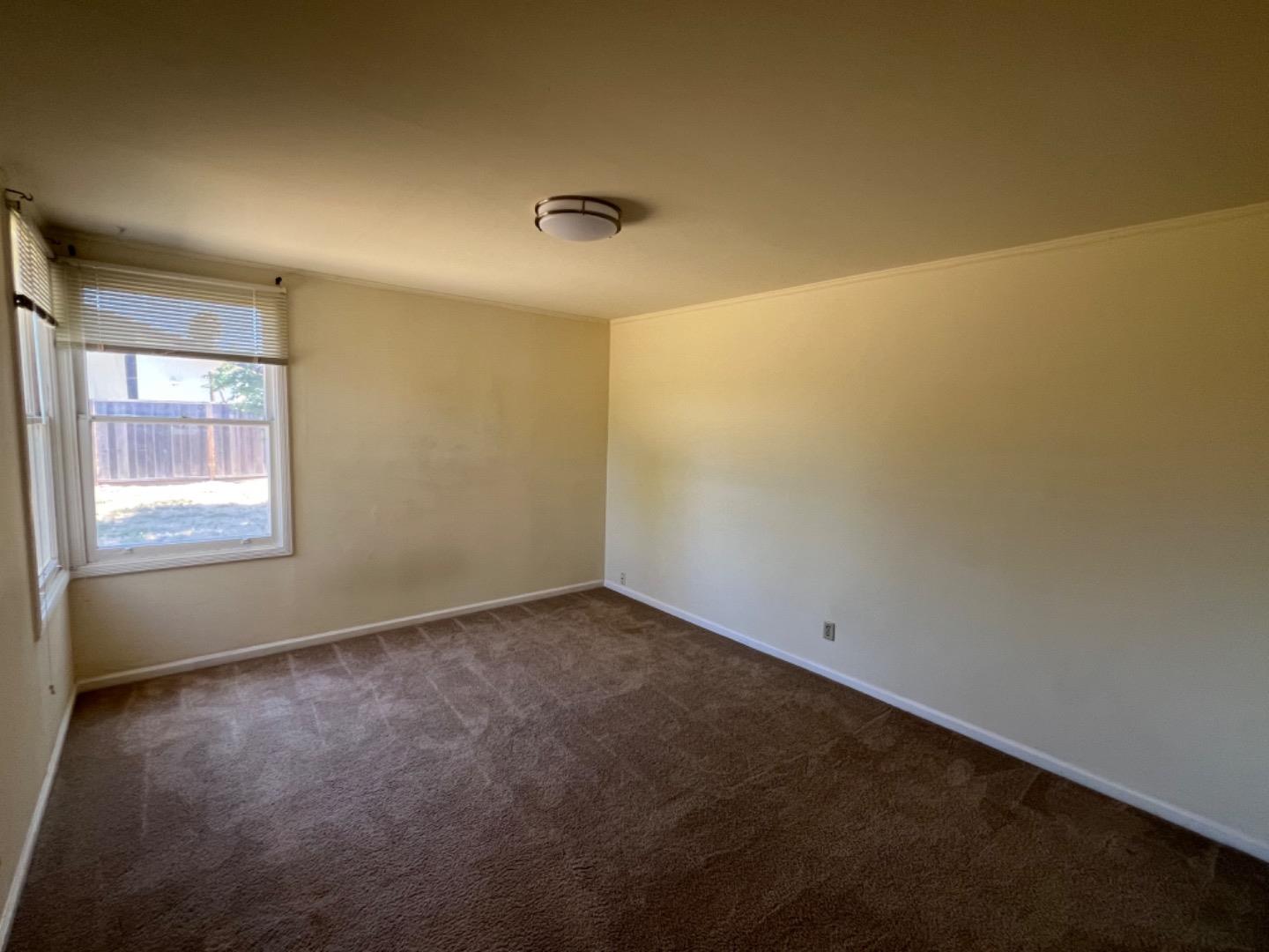 Detail Gallery Image 13 of 22 For 836 11th Ave, Redwood City,  CA 94063 - 2 Beds | 1 Baths