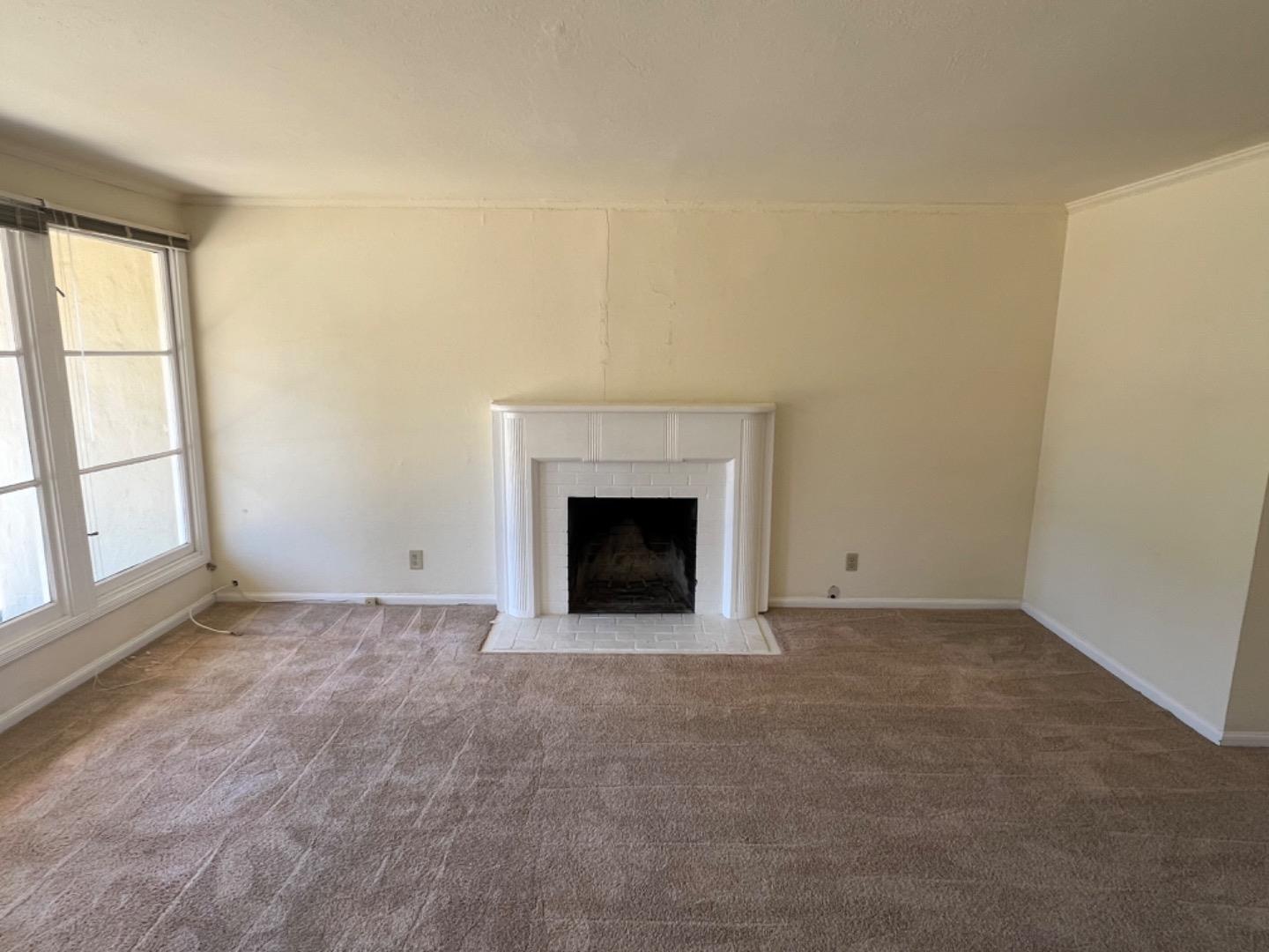 Detail Gallery Image 4 of 22 For 836 11th Ave, Redwood City,  CA 94063 - 2 Beds | 1 Baths
