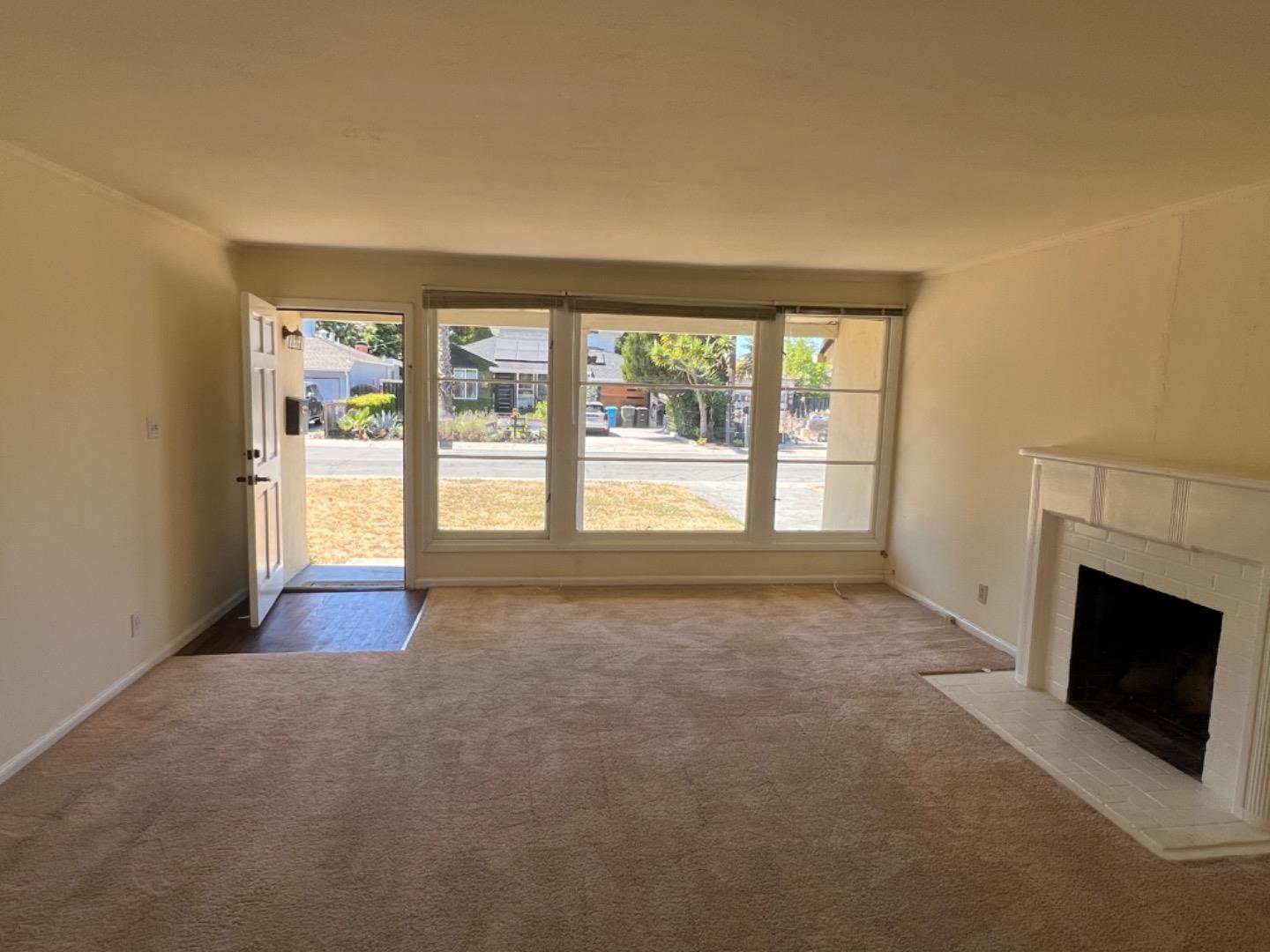 Detail Gallery Image 5 of 22 For 836 11th Ave, Redwood City,  CA 94063 - 2 Beds | 1 Baths