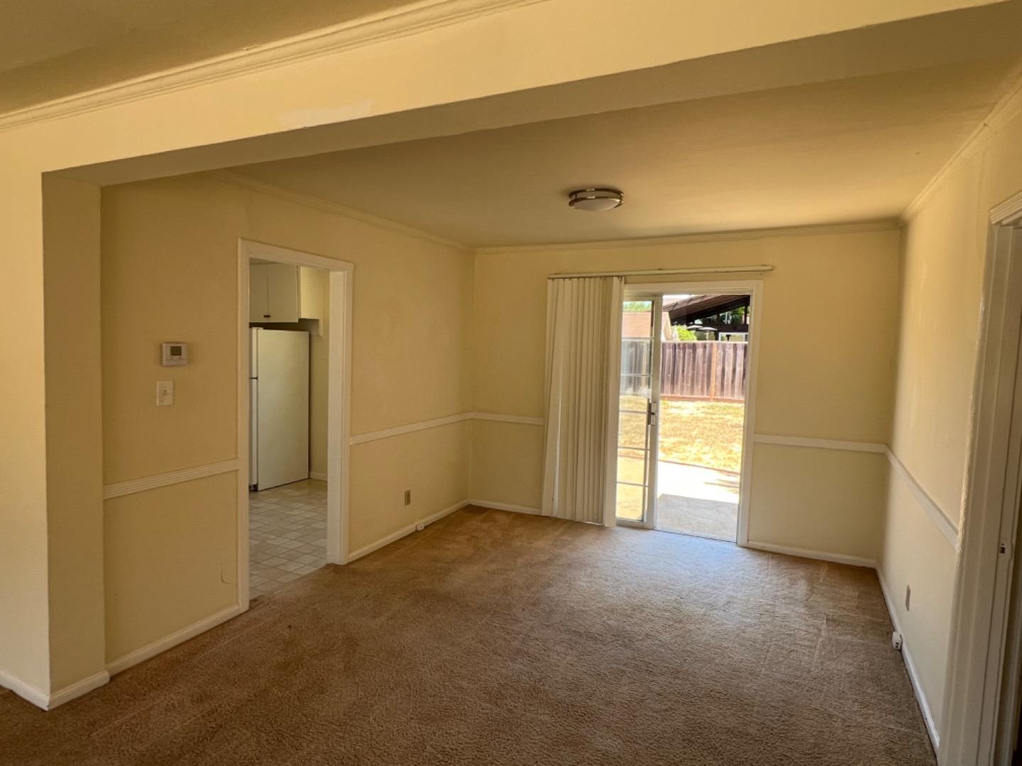 Detail Gallery Image 6 of 22 For 836 11th Ave, Redwood City,  CA 94063 - 2 Beds | 1 Baths