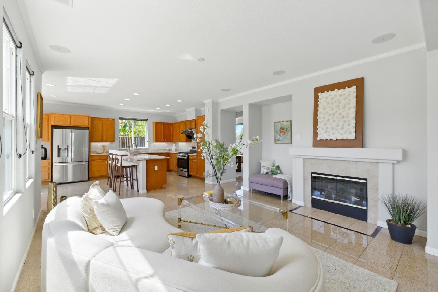 Detail Gallery Image 14 of 28 For 2788 Sunset Dune Way, Hayward,  CA 94545 - 5 Beds | 3 Baths