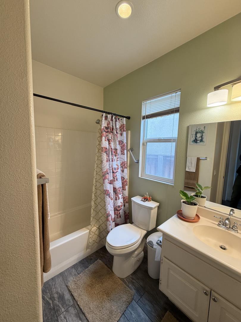 Detail Gallery Image 14 of 31 For 2760 Newcastle Way, San Jacinto,  CA 92582 - 5 Beds | 4 Baths