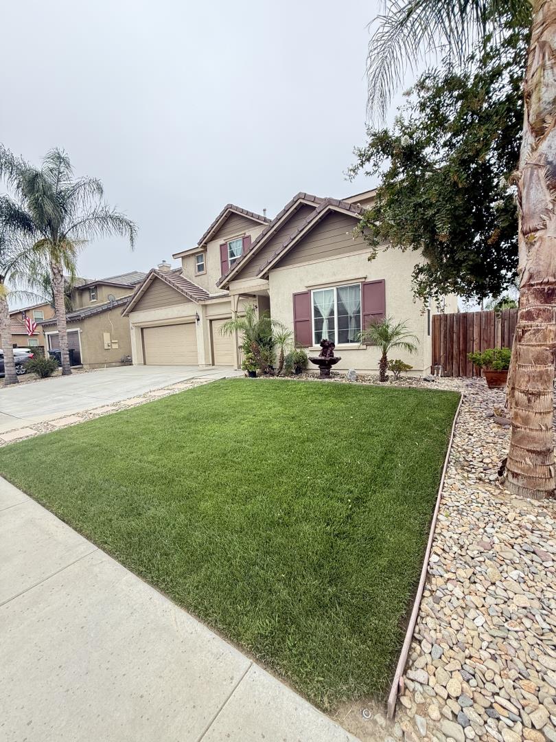 Detail Gallery Image 2 of 31 For 2760 Newcastle Way, San Jacinto,  CA 92582 - 5 Beds | 4 Baths
