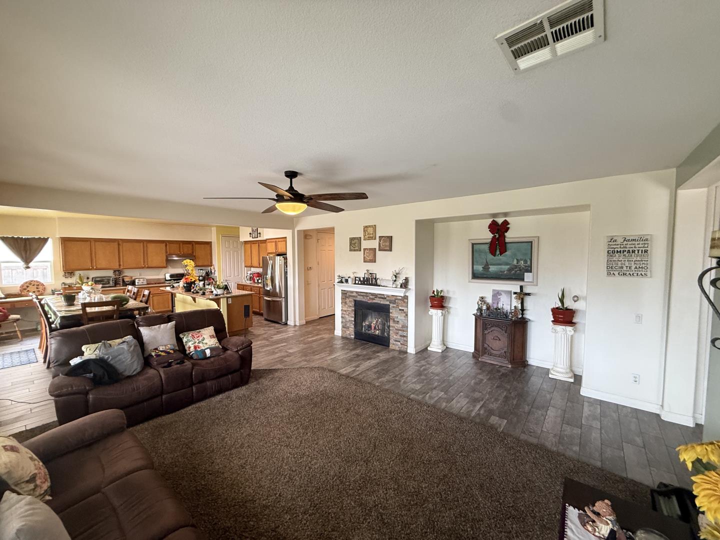 Detail Gallery Image 9 of 31 For 2760 Newcastle Way, San Jacinto,  CA 92582 - 5 Beds | 4 Baths