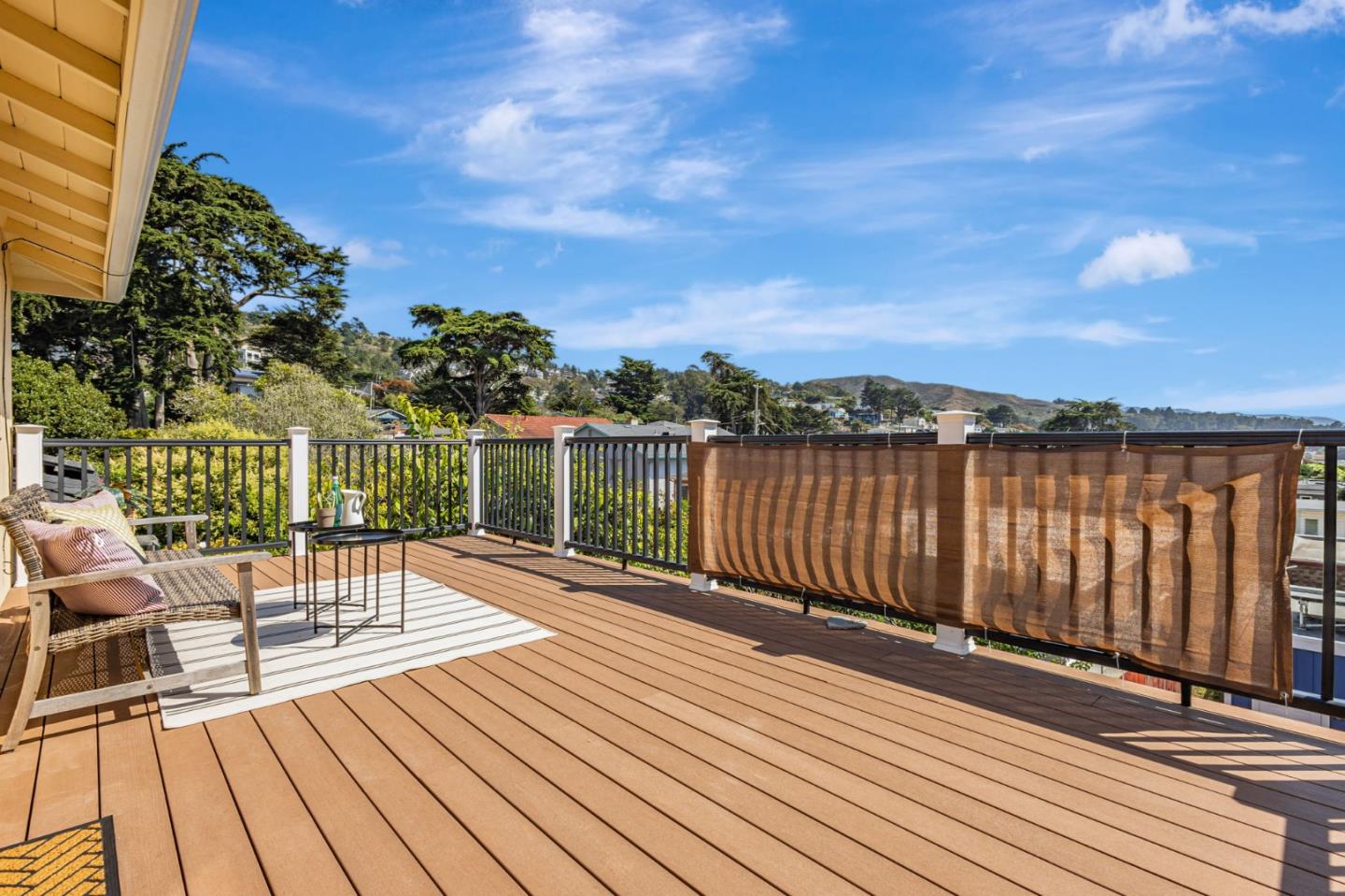 Detail Gallery Image 20 of 52 For 310 Clifton Rd, Pacifica,  CA 94044 - 4 Beds | 2 Baths