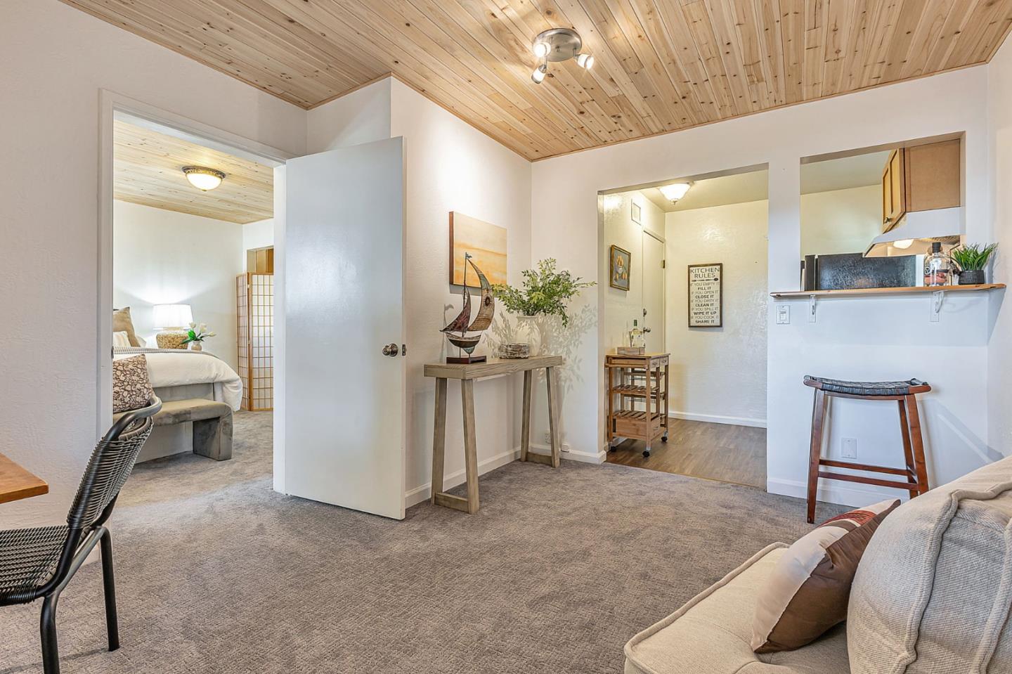 Detail Gallery Image 27 of 52 For 310 Clifton Rd, Pacifica,  CA 94044 - 4 Beds | 2 Baths