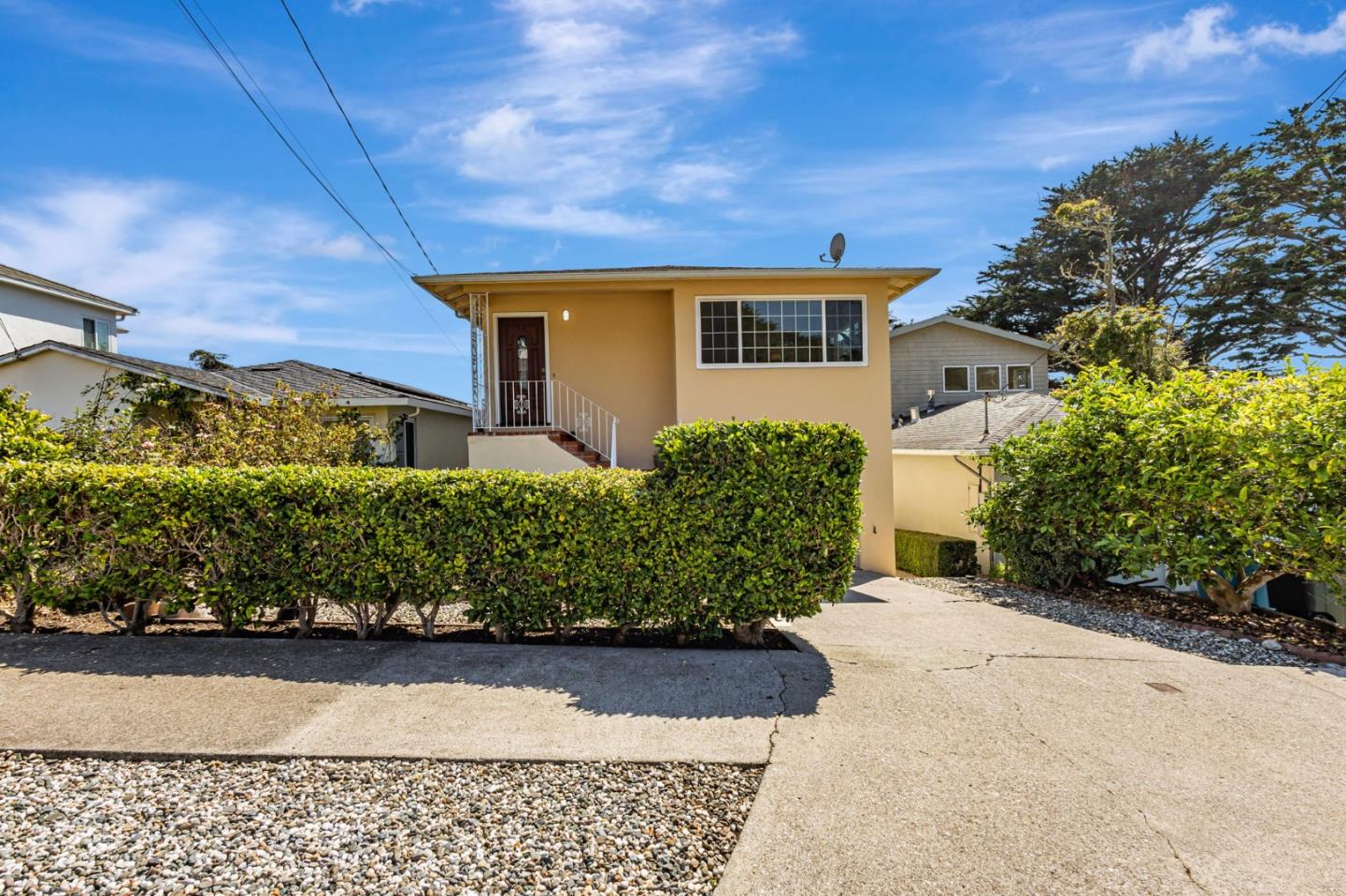 Detail Gallery Image 51 of 52 For 310 Clifton Rd, Pacifica,  CA 94044 - 4 Beds | 2 Baths