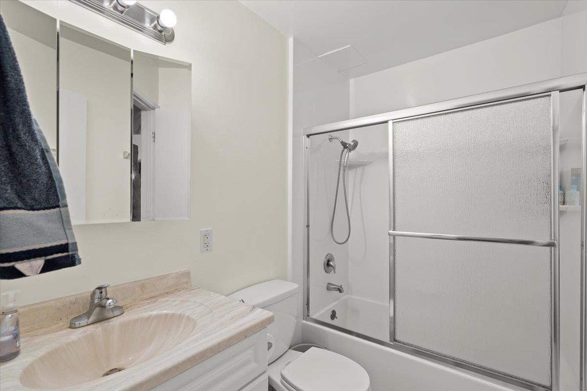 Detail Gallery Image 12 of 29 For 4425 Blackford Ave, San Jose,  CA 95129 - – Beds | – Baths