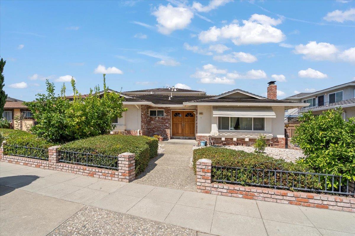 Detail Gallery Image 2 of 29 For 4425 Blackford Ave, San Jose,  CA 95129 - – Beds | – Baths
