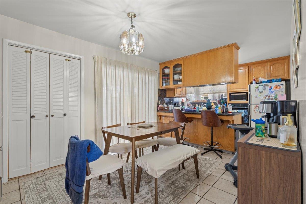 Detail Gallery Image 5 of 29 For 4425 Blackford Ave, San Jose,  CA 95129 - – Beds | – Baths