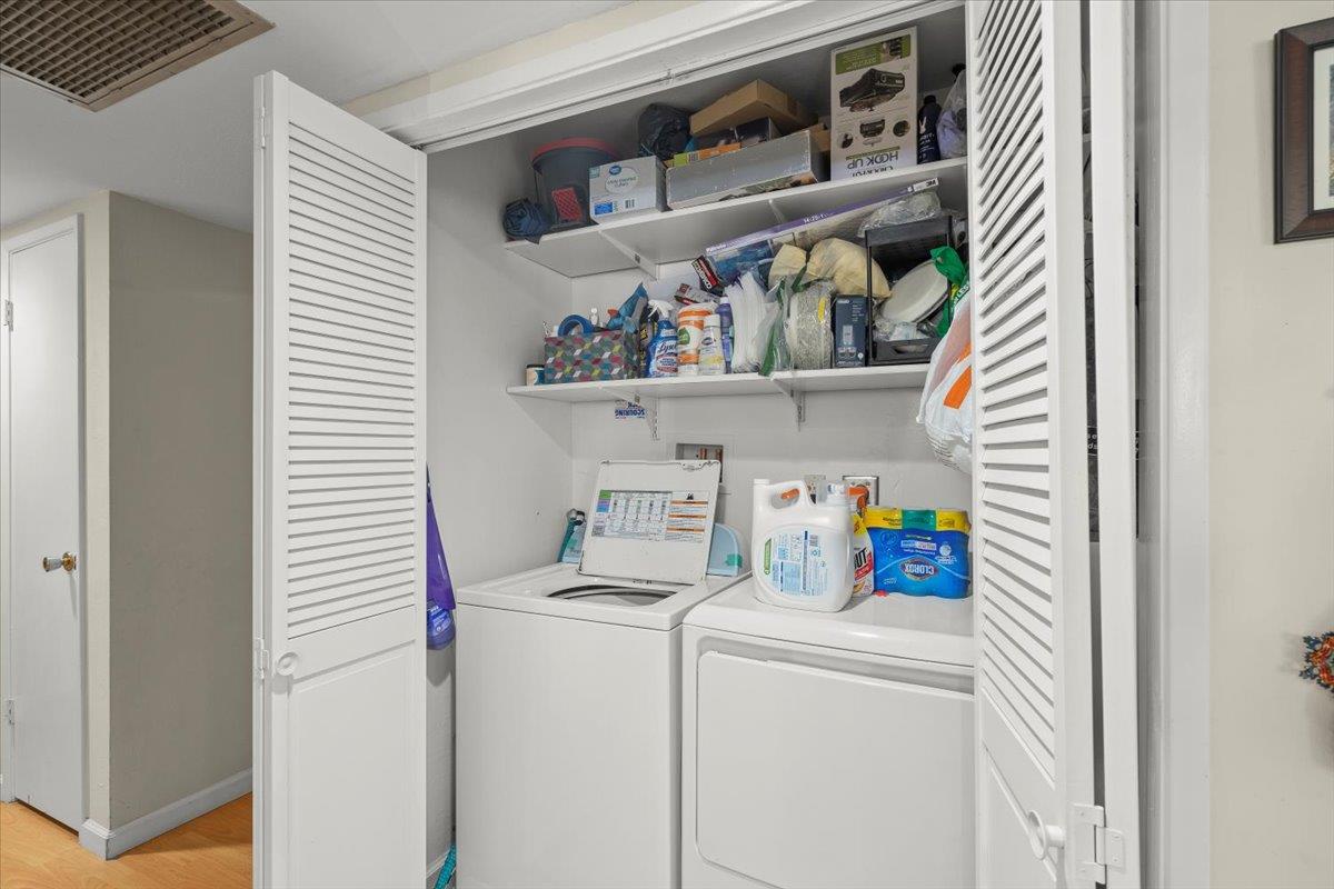 Detail Gallery Image 6 of 29 For 4425 Blackford Ave, San Jose,  CA 95129 - – Beds | – Baths