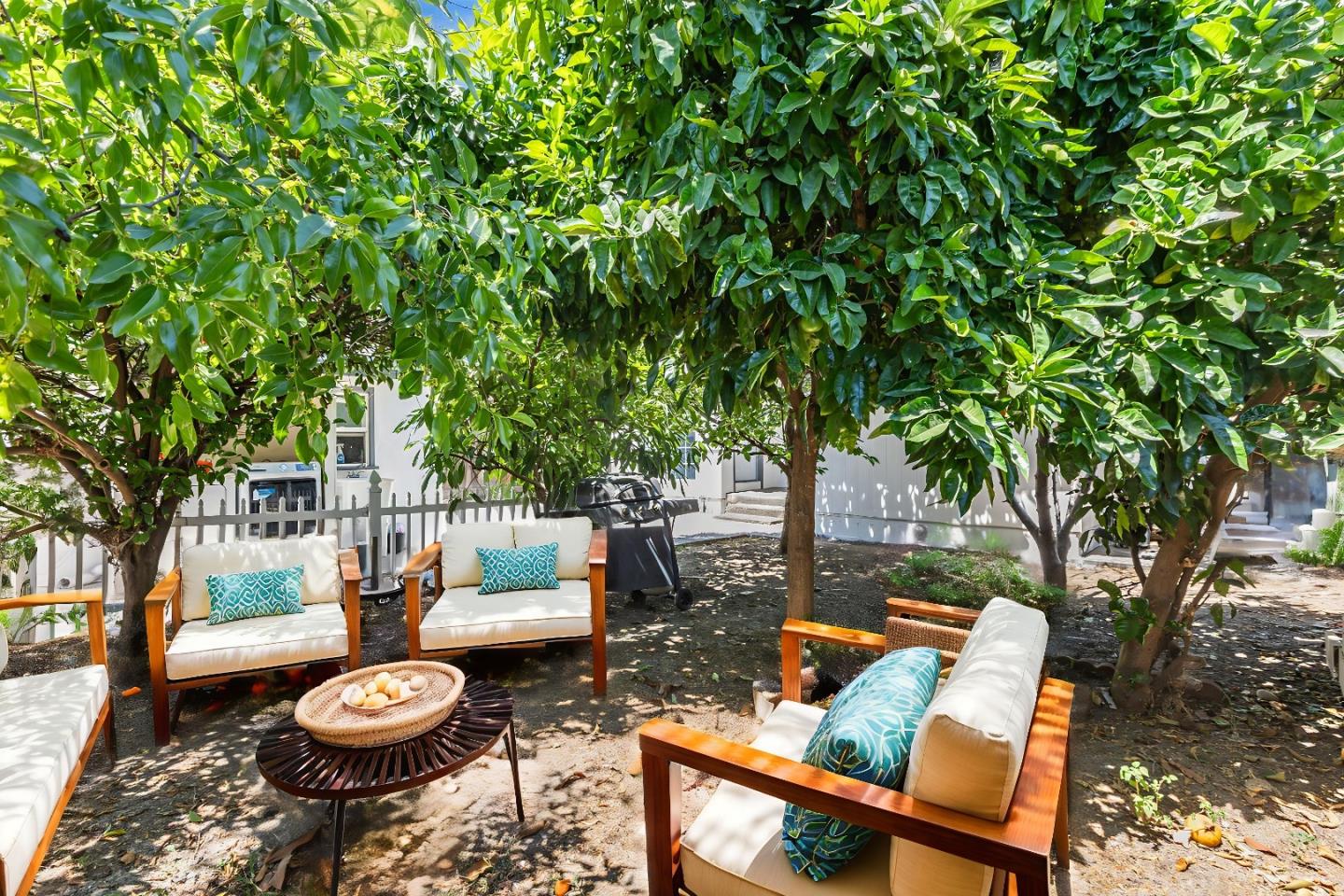 Detail Gallery Image 10 of 14 For 125 Magellan Ave, San Jose,  CA 95116 - 2 Beds | 1 Baths