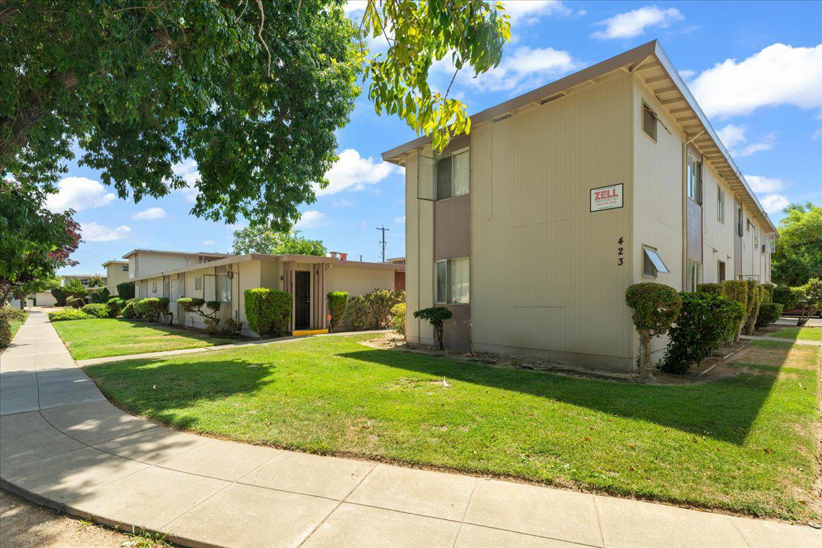Detail Gallery Image 5 of 18 For 423 N 26th St, San Jose,  CA 95116 - – Beds | – Baths