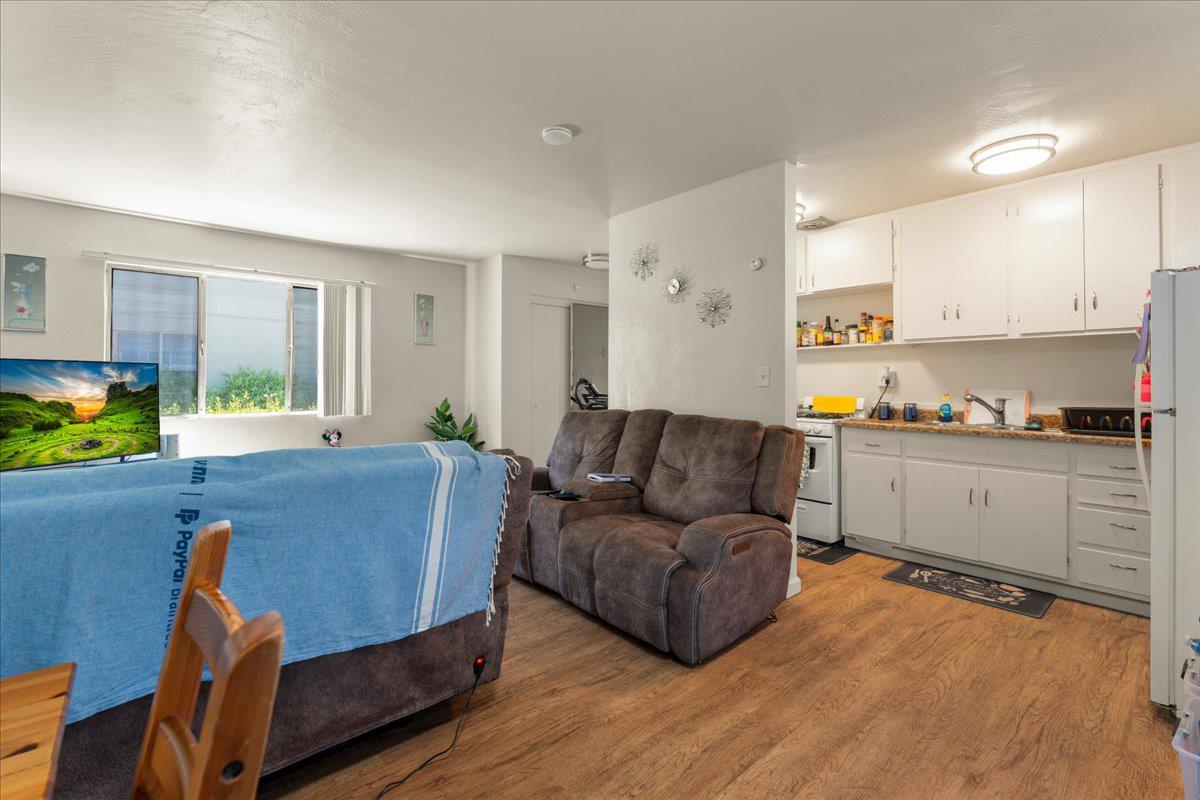 Detail Gallery Image 7 of 18 For 423 N 26th St, San Jose,  CA 95116 - – Beds | – Baths