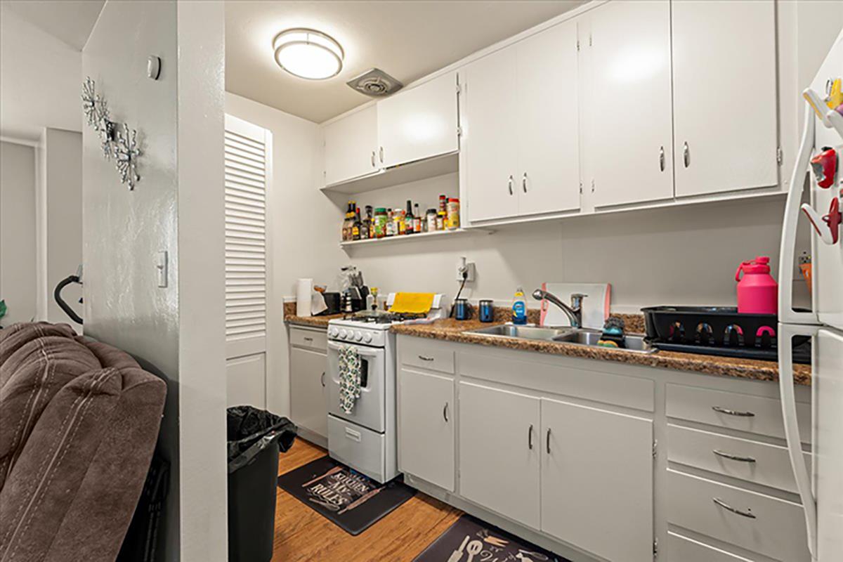 Detail Gallery Image 9 of 18 For 423 N 26th St, San Jose,  CA 95116 - – Beds | – Baths