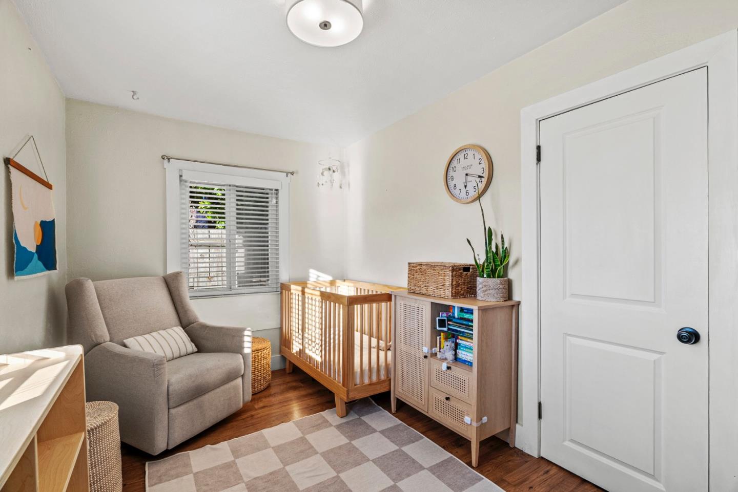 Detail Gallery Image 17 of 27 For 37 Portola Ave, Monterey,  CA 93940 - 2 Beds | 1 Baths