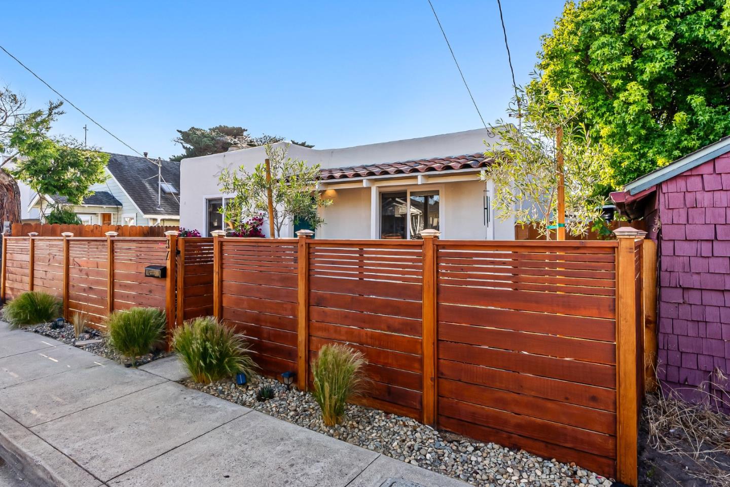 Detail Gallery Image 27 of 27 For 37 Portola Ave, Monterey,  CA 93940 - 2 Beds | 1 Baths