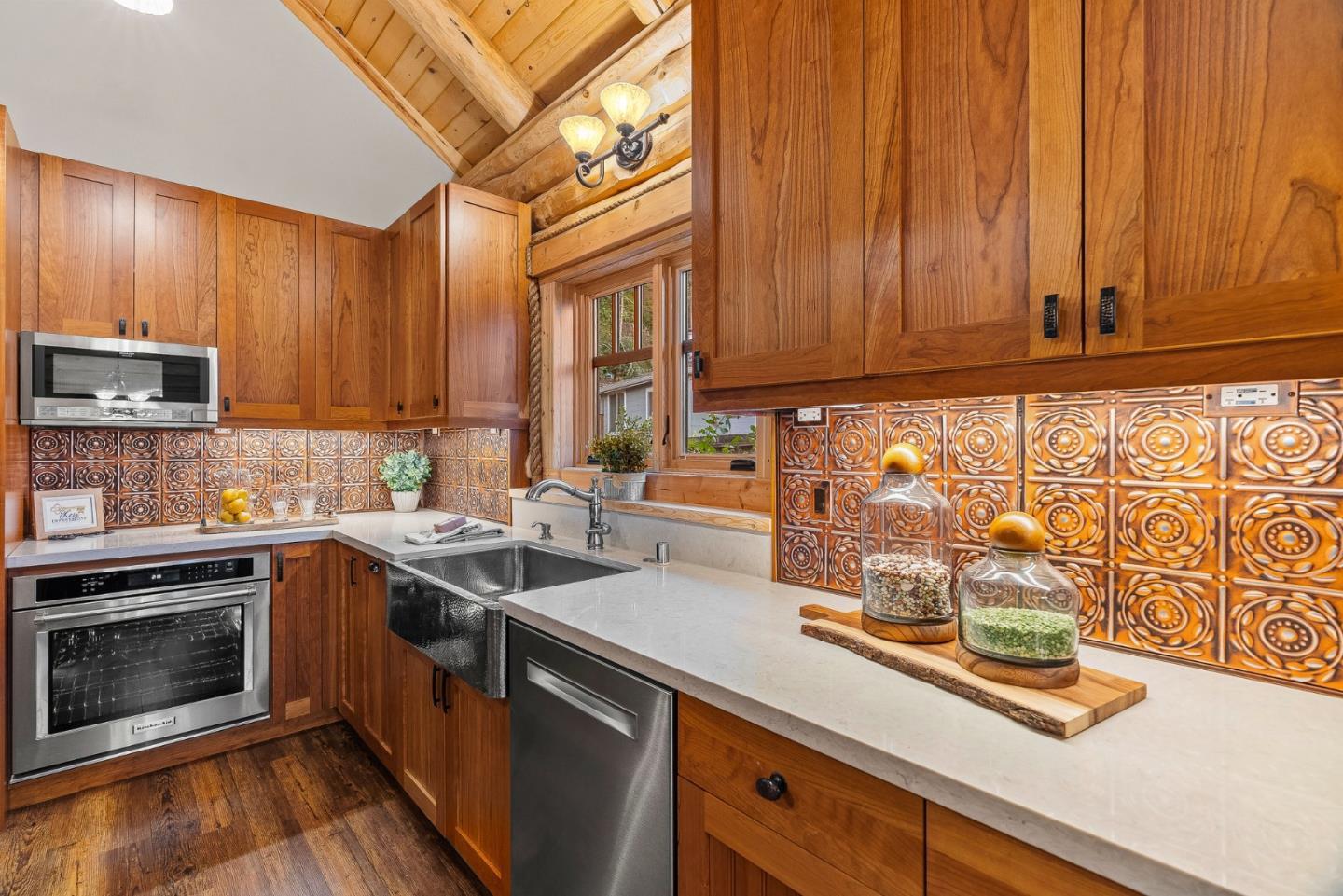 Detail Gallery Image 13 of 50 For 44 Pine Ave, Mount Hermon,  CA 95041 - 6 Beds | 4 Baths