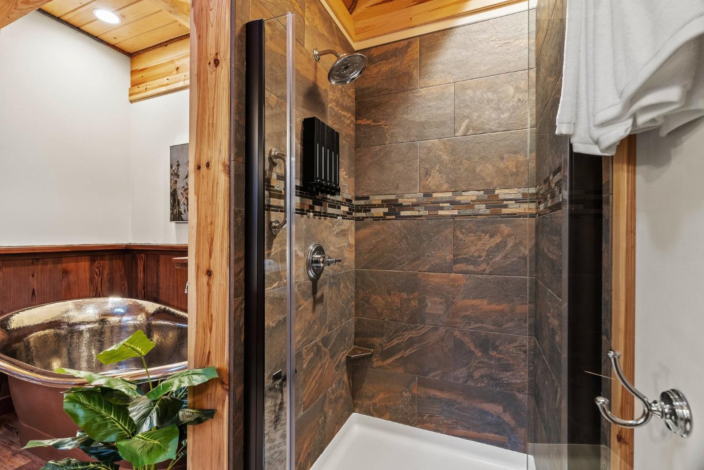 Detail Gallery Image 18 of 50 For 44 Pine Ave, Mount Hermon,  CA 95041 - 6 Beds | 4 Baths