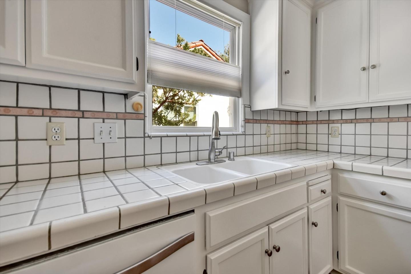 Detail Gallery Image 10 of 47 For 80 Hobson St, San Jose,  CA 95110 - 2 Beds | 1 Baths